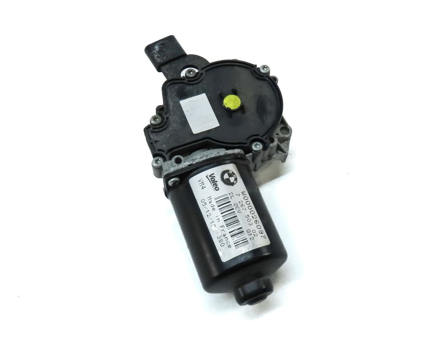 Thumbnail 1: 2012-2019 BMW 3 / 4 SERIES (F30 F31 F32 F33 F34) FRONT WINDSHIELD WIPER MOTOR