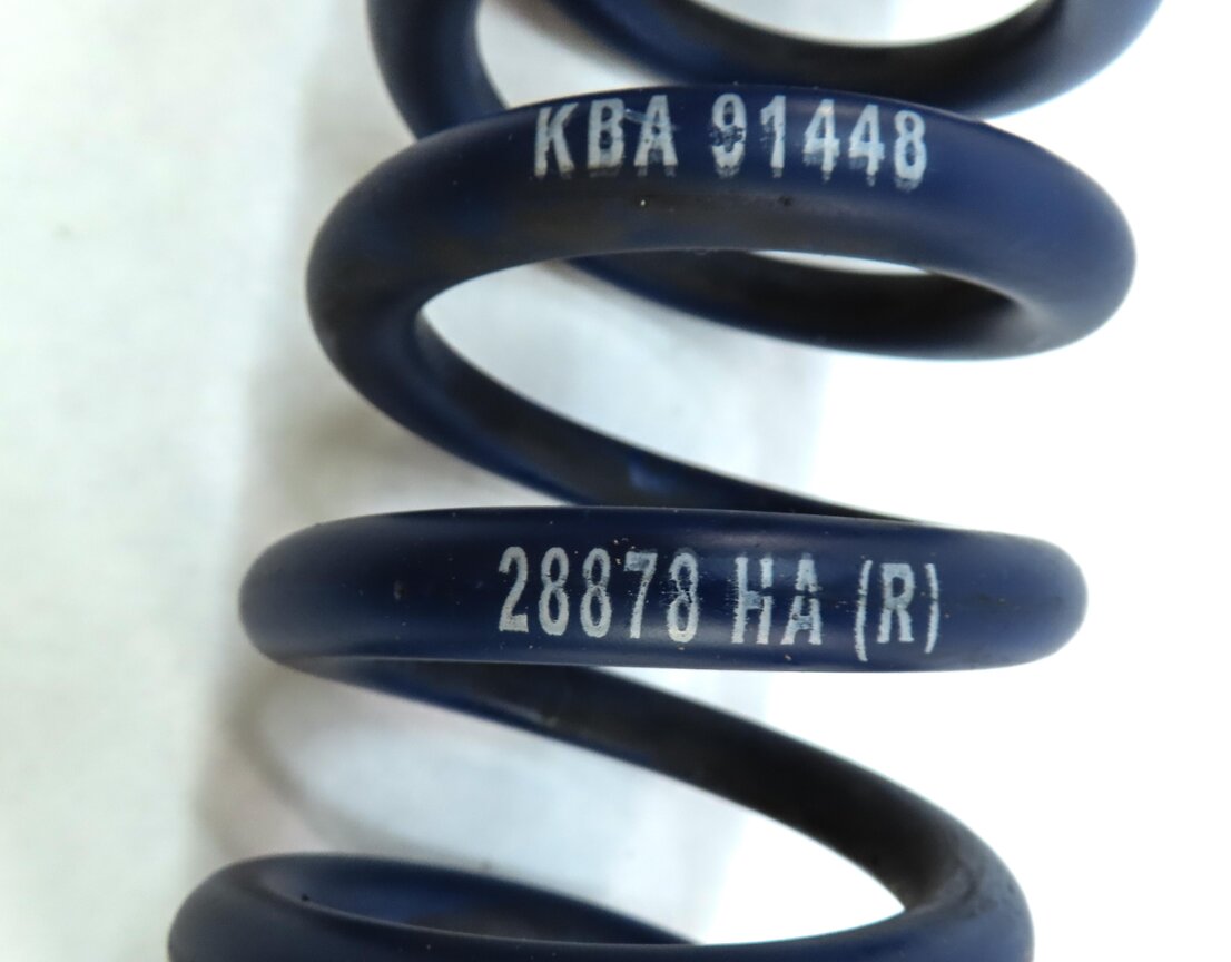 Thumbnail 5: 2013 BMW 335i SEDAN (F30) REAR LEFT & RIGHT SPORT SUSPENSION COIL SPRING SET 2