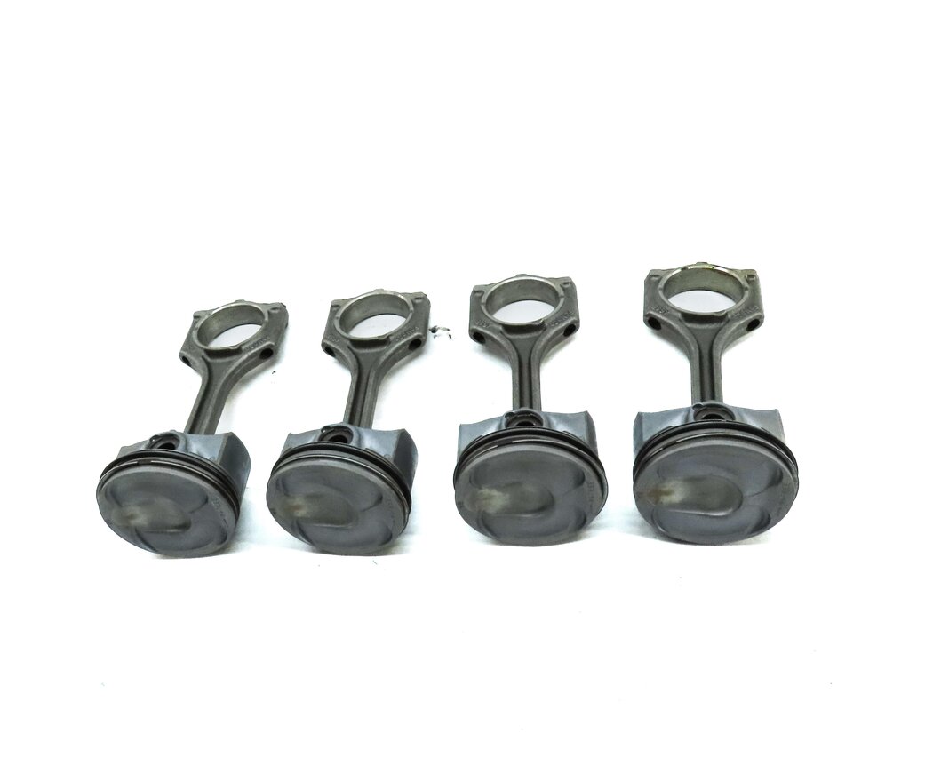 Thumbnail 2: 2016 LAND RANGE ROVER EVOQUE L538 2.0L TURBO ENGINE PISTON & CONNECTING ROD SET4