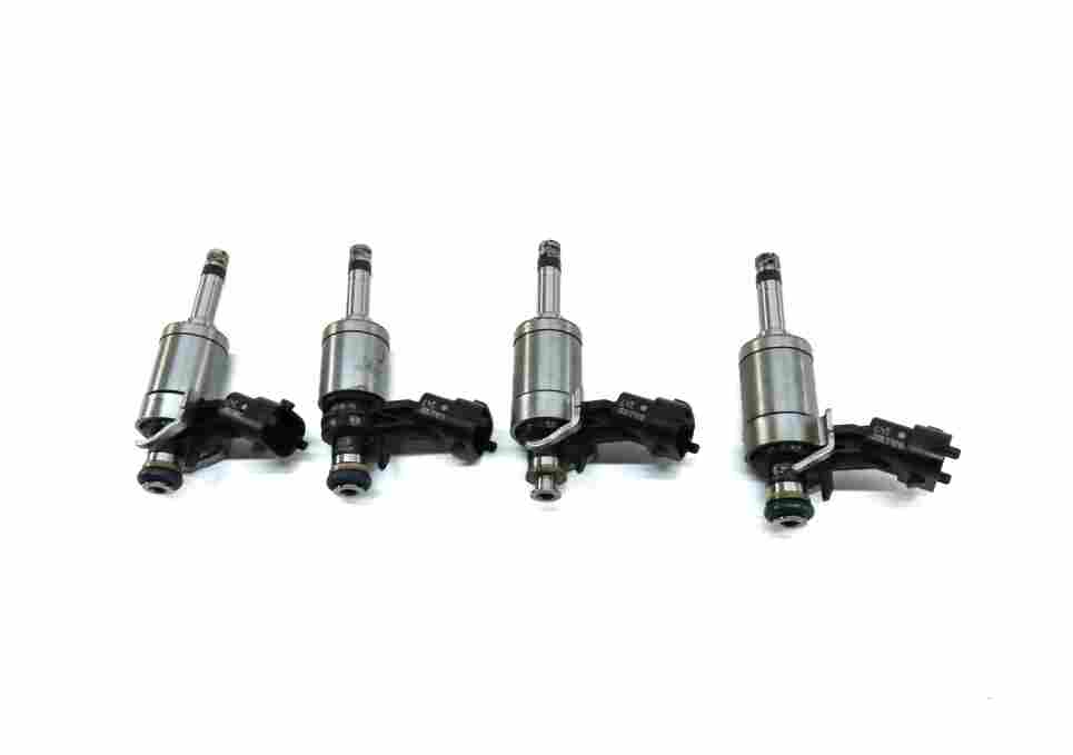 Thumbnail 2: 12-17 LR2 DISCOVERY SPORT RANGE ROVER EVOQUE (L538 L550) 2.0L FUEL INJECTOR SET