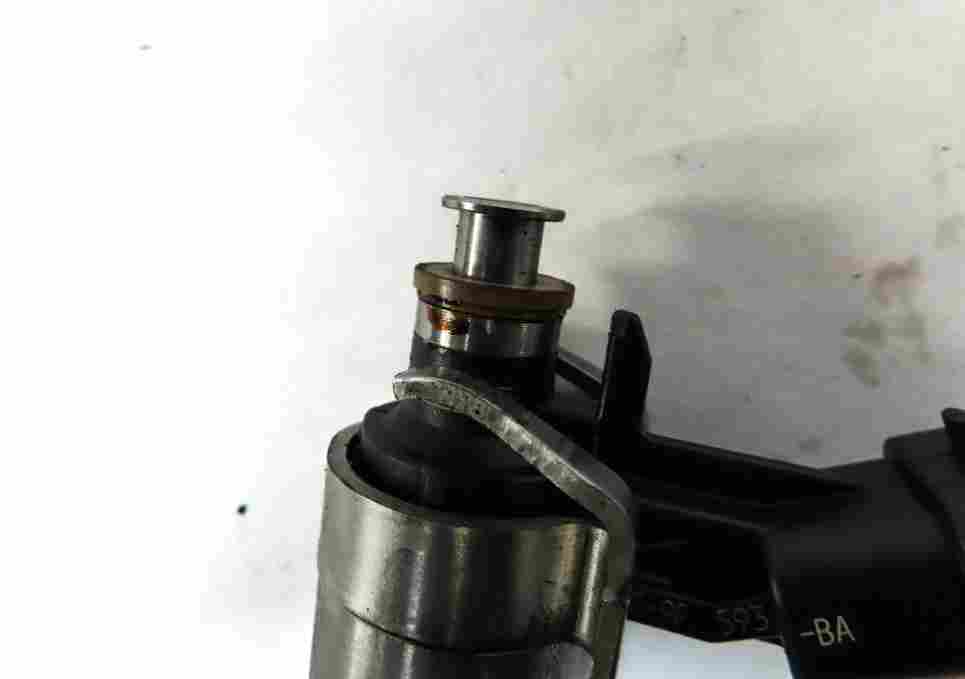 Thumbnail 6: 12-17 LR2 DISCOVERY SPORT RANGE ROVER EVOQUE (L538 L550) 2.0L FUEL INJECTOR SET