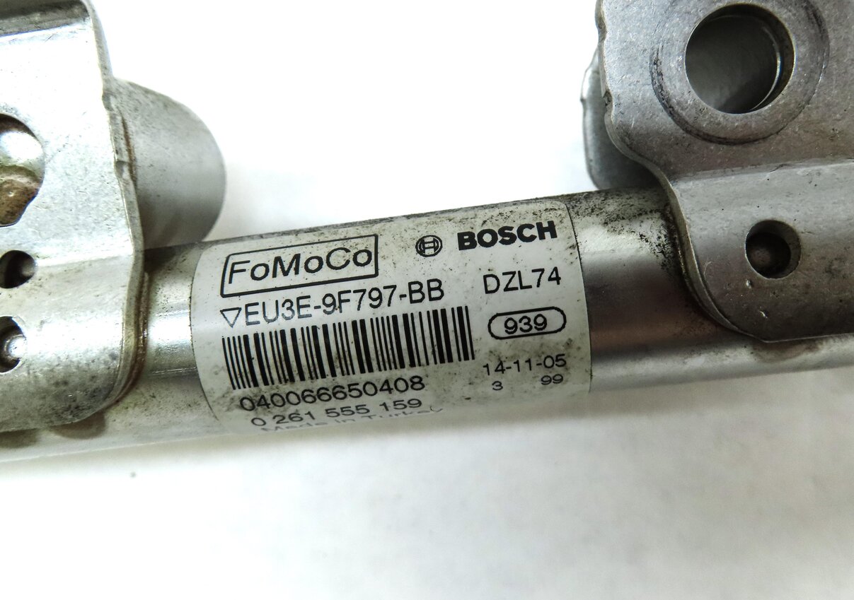 Thumbnail 6: 2016 LAND RANGE ROVER EVOQUE (L538) 2.0L TURBO ENGINE FUEL RAIL w/ LINE & SENSOR