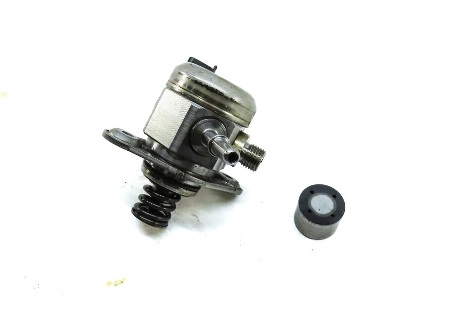 12-17 LR2 DISCOVERY SPORT RANGE ROVER EVOQUE (L538 L550) HIGH PRESSURE FUEL PUMP