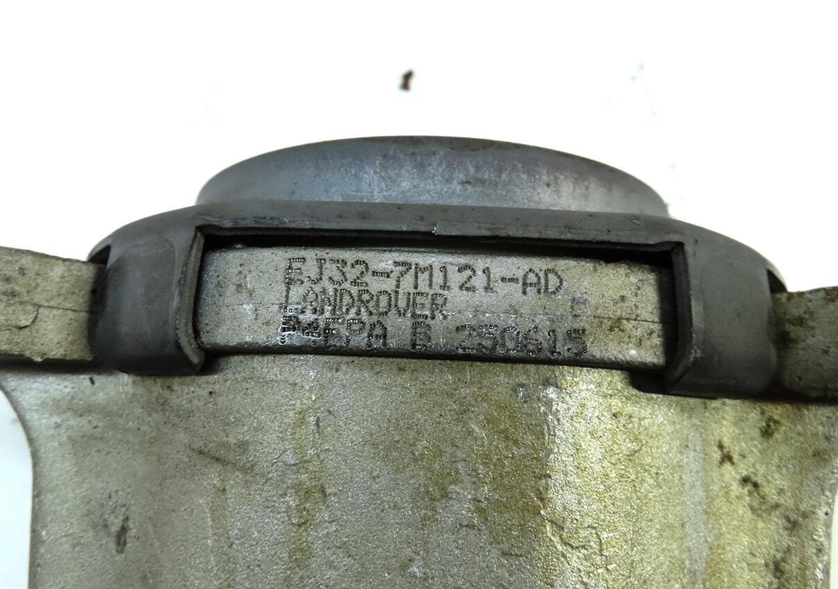 Thumbnail 7: 2016 RANGE ROVER EVOQUE (L538) 2.0L TURBO ENGINE REAR TRANSMISSION MOUNT BRACKET