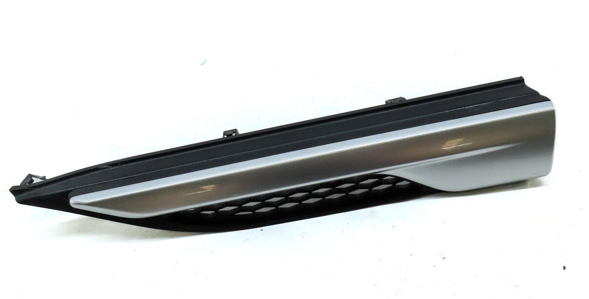 2016 LAND RANGE ROVER EVOQUE (L538) FRONT LEFT DRIVER UPPER FENDER GRILLE SILVER