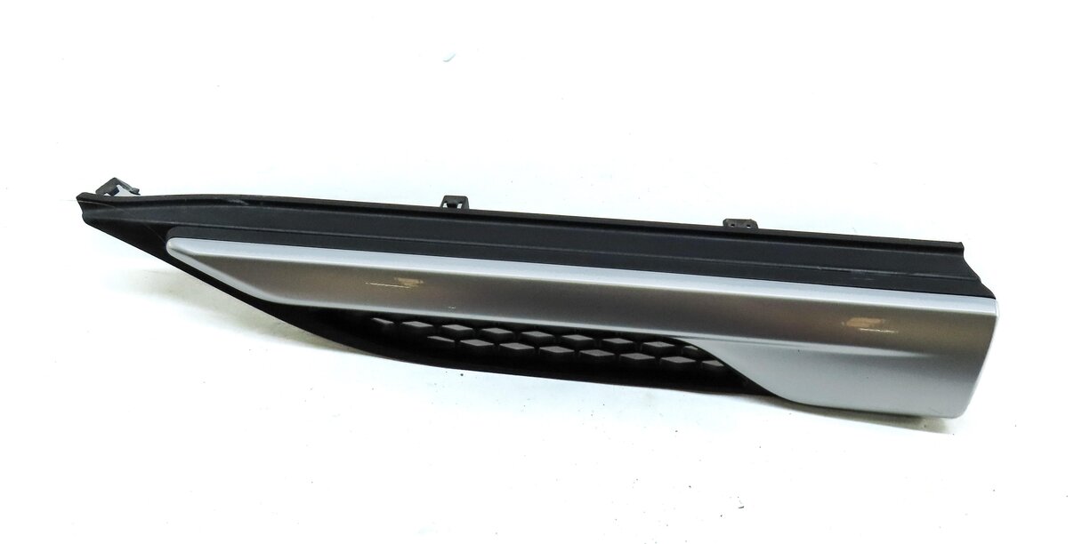 Thumbnail 2: 2016 LAND RANGE ROVER EVOQUE (L538) FRONT LEFT DRIVER UPPER FENDER GRILLE SILVER