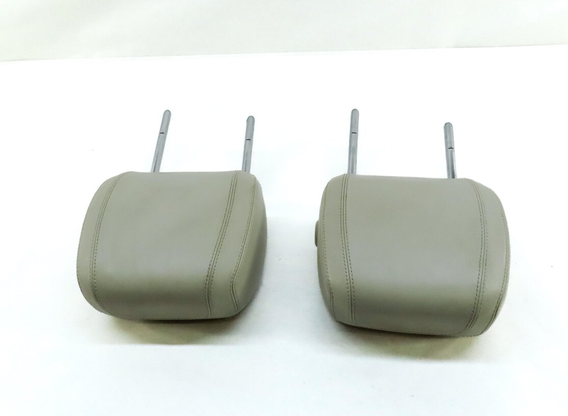 Thumbnail 4: 12-19 RANGE ROVER EVOQUE (L538) FRONT LEFT & RIGHT SEAT HEADREST (IVORY LEATHER)