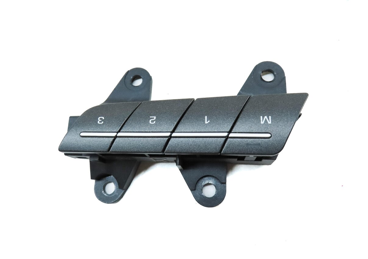 Thumbnail 5: 2016 LAND RANGE ROVER EVOQUE (L538) FRONT RIGHT SEAT MEMORY ADJUST SWITCH SET