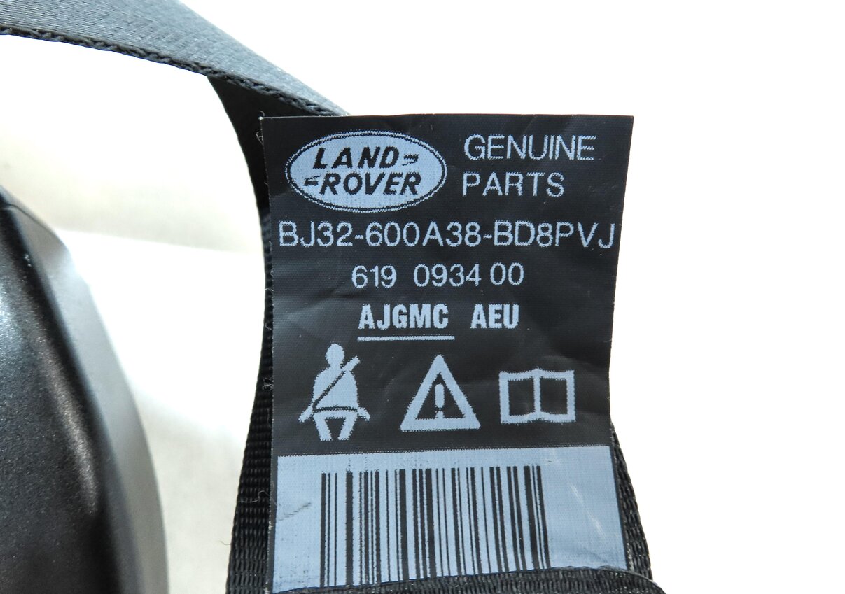 Thumbnail 6: 2016 LAND RANGE ROVER EVOQUE (L538) REAR CENTER SEATBELT RETRACTOR & LEFT BUCKLE
