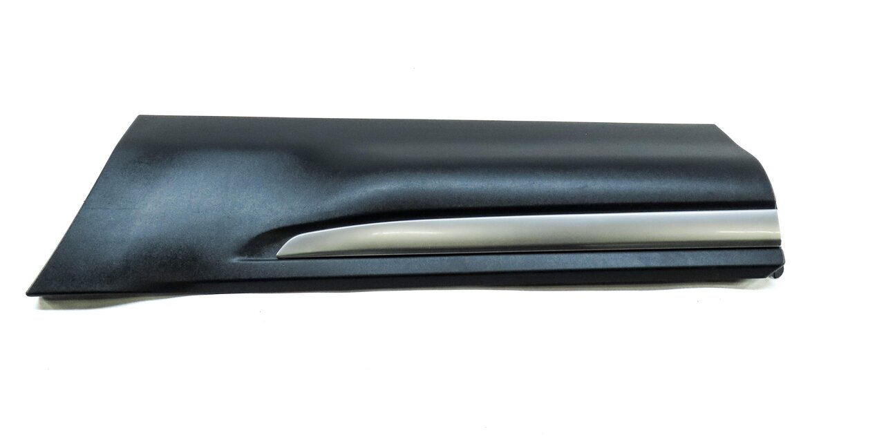 Thumbnail 2: 2016 LAND RANGE ROVER EVOQUE (L538) REAR LEFT LOWER DOOR TRIM MOULDING (BLACK)