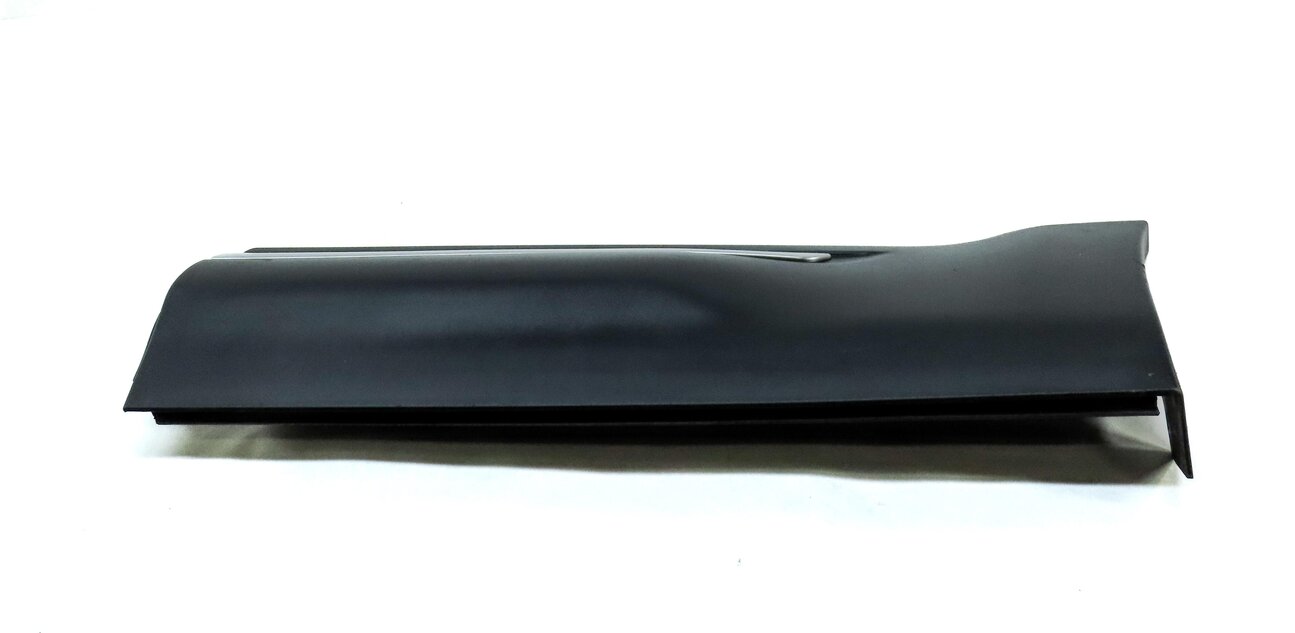 Thumbnail 4: 2016 LAND RANGE ROVER EVOQUE (L538) REAR LEFT LOWER DOOR TRIM MOULDING (BLACK)