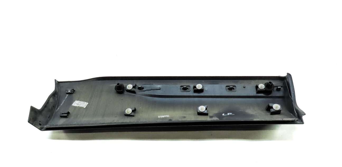 Thumbnail 6: 2016 LAND RANGE ROVER EVOQUE (L538) REAR LEFT LOWER DOOR TRIM MOULDING (BLACK)