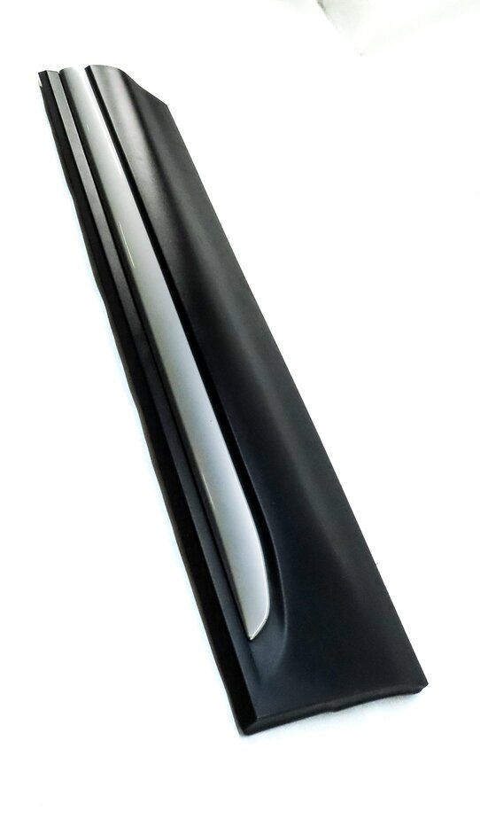 Thumbnail 3: 2016 RANGE ROVER EVOQUE (L538) FRONT LEFT DRIVER LOWER DOOR TRIM MOULDING BLACK
