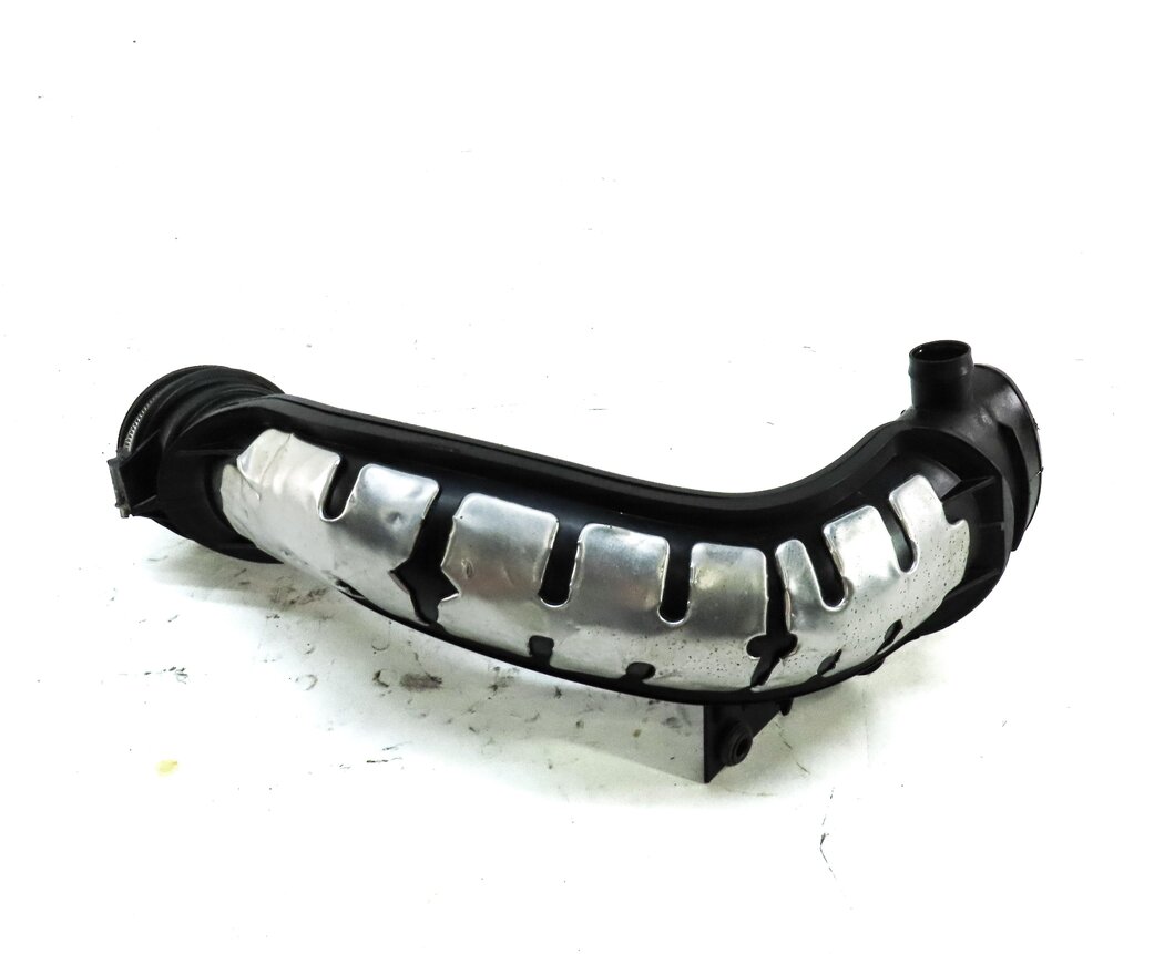 Thumbnail 2: 2016 LAND RANGE ROVER EVOQUE L538 2.0L TURBO ENGINE AIR INTAKE OUTLET DUCT PIPE
