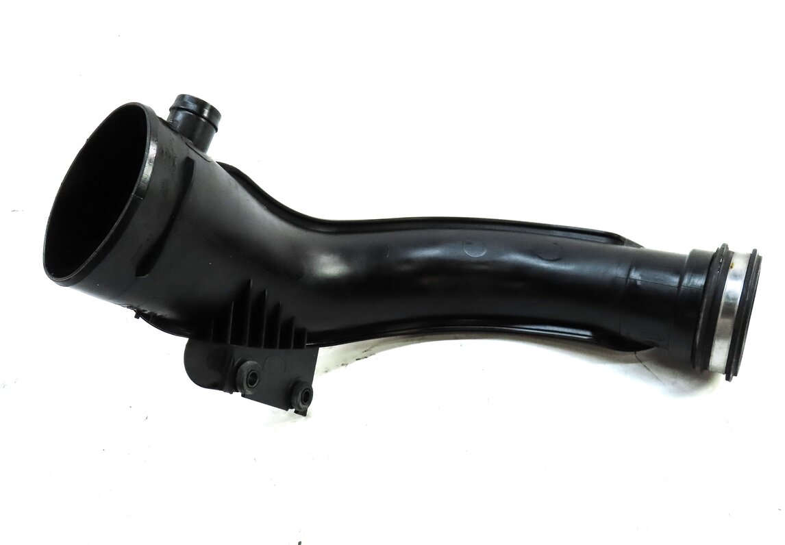 Thumbnail 4: 2016 LAND RANGE ROVER EVOQUE L538 2.0L TURBO ENGINE AIR INTAKE OUTLET DUCT PIPE