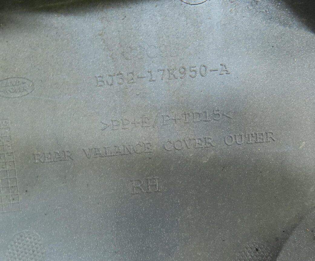 Thumbnail 6: 2016 LAND RANGE ROVER EVOQUE L538 REAR RIGHT PASSENGER LOWER BUMPER EXHAUST TRIM