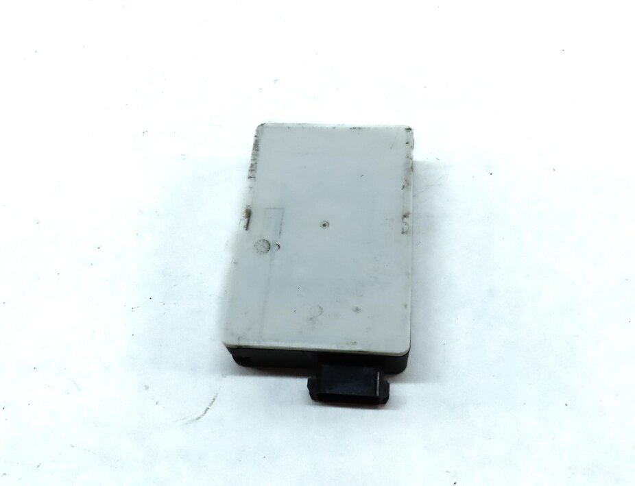 Thumbnail 2: 2013 MERCEDES E-CLASS COUPE (W207) REAR LEFT BLIND SPOT RADAR SENSOR MODULE