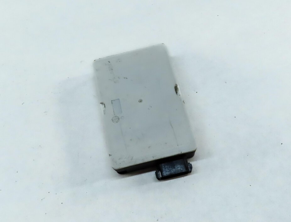 Thumbnail 1: 2013 MERCEDES E-CLASS COUPE (W207) REAR RIGHT BLIND SPOT SENSOR MODULE