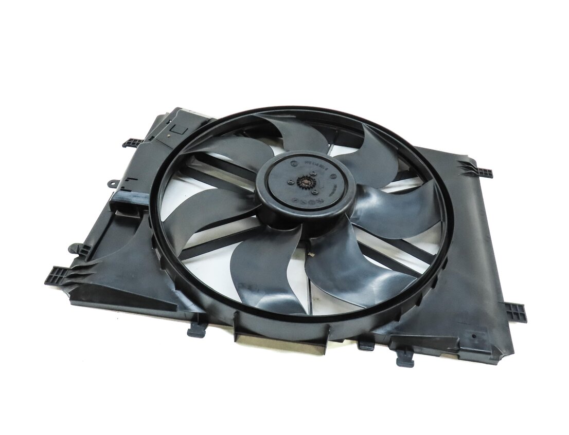 Thumbnail 1: 08-17 MERCEDES B C E CLA CLS GLK SLK (W207 W204 X204 W212) RADIATOR COOLING FAN