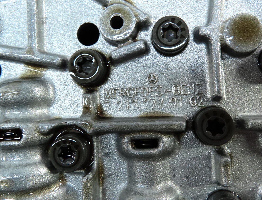 Thumbnail 6: 2013 MERCEDES E-CLASS COUPE (W207) 3.5L M276 AUTOMATIC TRANSMISSION VALVE BODY