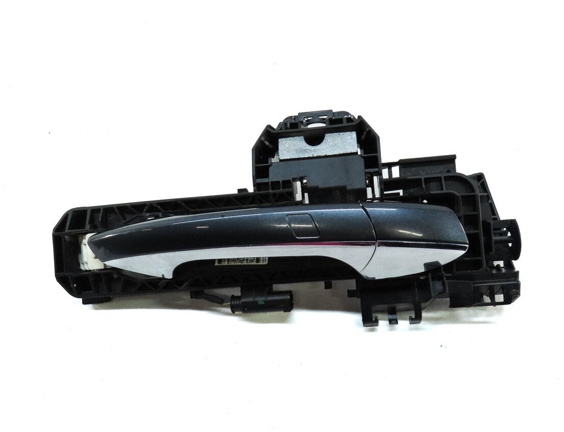Thumbnail 2: 10-16 MERCEDES E350 E550 (A207 C207) RIGHT FRONT KEYLESS GO DOOR HANDLE (GRAY)