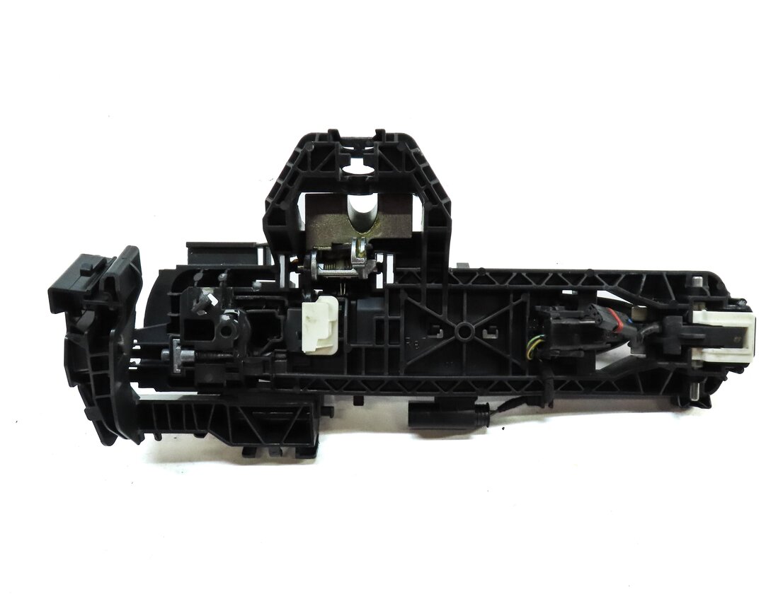 Thumbnail 5: 10-16 MERCEDES E350 E550 (A207 C207) RIGHT FRONT KEYLESS GO DOOR HANDLE (GRAY)