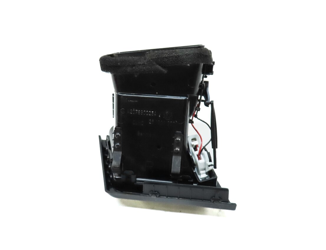 Thumbnail 4: 2013 MERCEDES E-CLASS COUPE (W207) FRONT RIGHT PASSENGER DASH AC HEATER AIR VENT