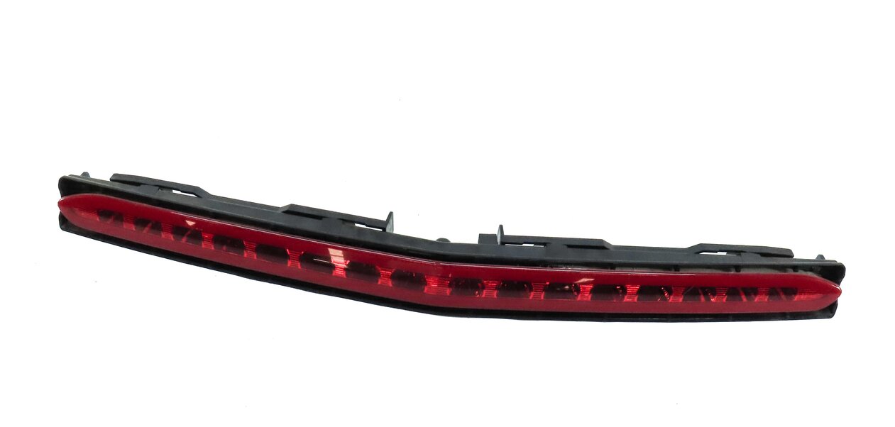 2013 MERCEDES E-CLASS COUPE (W207) REAR UPPER CENTER 3RD THIRD BRAKE LIGHT LAMP