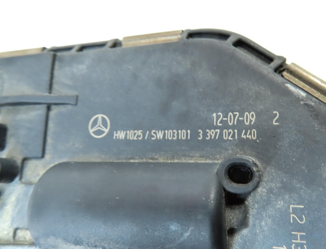 Thumbnail 5: 08-20 MERCEDES C E CLASS (A207 C207 W204 W207 W212) FRONT WINDSHIELD WIPER MOTOR