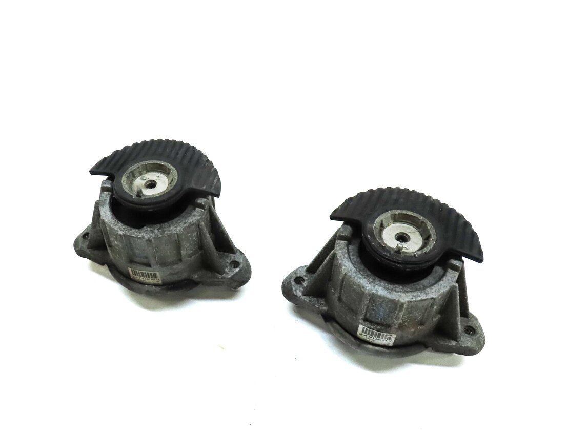 2013 MERCEDES E-CLASS COUPE (W207) 3.5L M276 LEFT & RIGHT ENGINE MOUNT SET 2