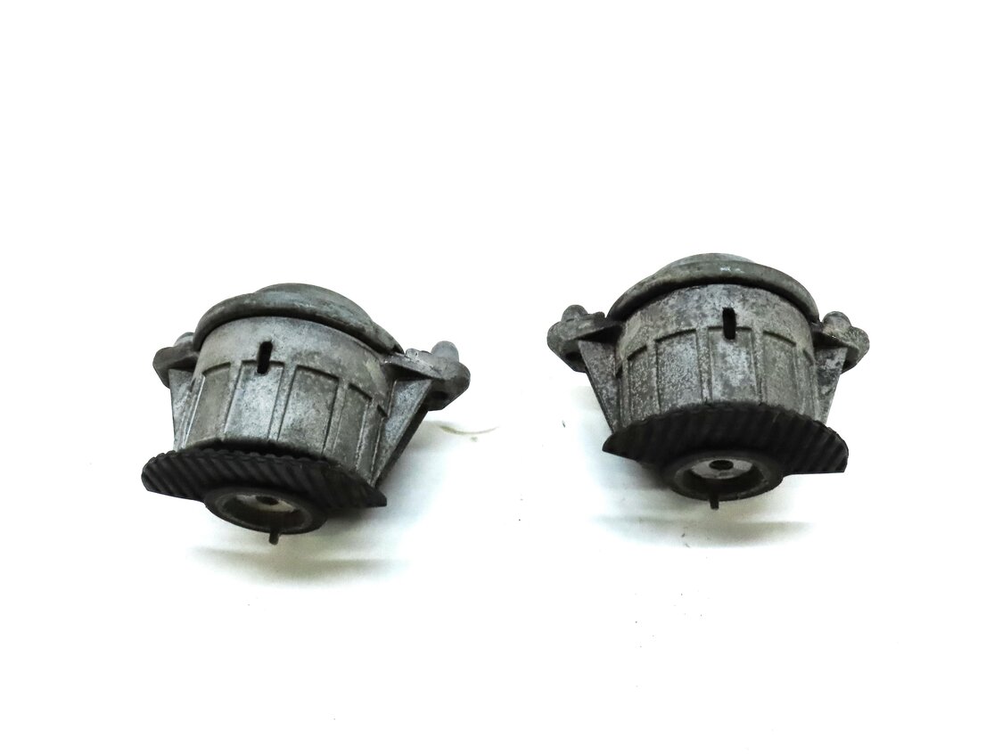 Thumbnail 3: 2013 MERCEDES E-CLASS COUPE (W207) 3.5L M276 LEFT & RIGHT ENGINE MOUNT SET 2