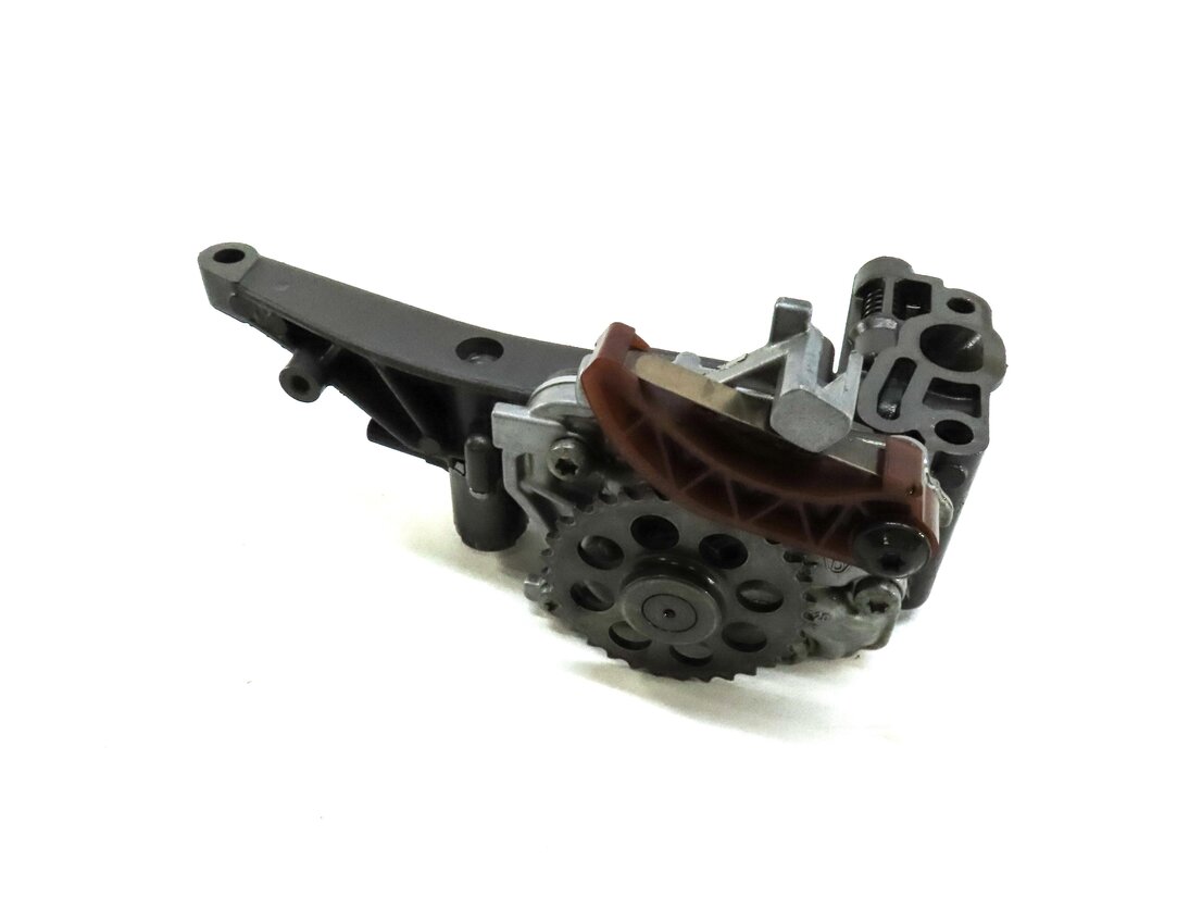 2013 MERCEDES E-CLASS COUPE (W207) 3.5L M276 ENGINE OIL PUMP 2781310601