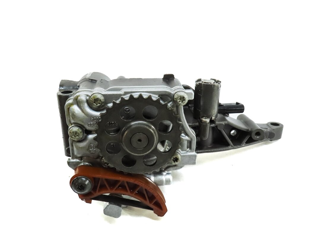 Thumbnail 4: 2013 MERCEDES E-CLASS COUPE (W207) 3.5L M276 ENGINE OIL PUMP 2781310601