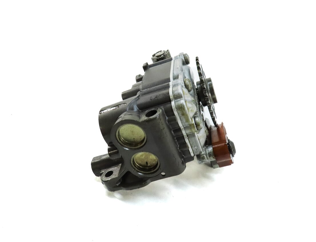 Thumbnail 5: 2013 MERCEDES E-CLASS COUPE (W207) 3.5L M276 ENGINE OIL PUMP 2781310601
