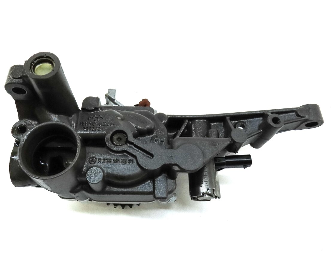 Thumbnail 6: 2013 MERCEDES E-CLASS COUPE (W207) 3.5L M276 ENGINE OIL PUMP 2781310601