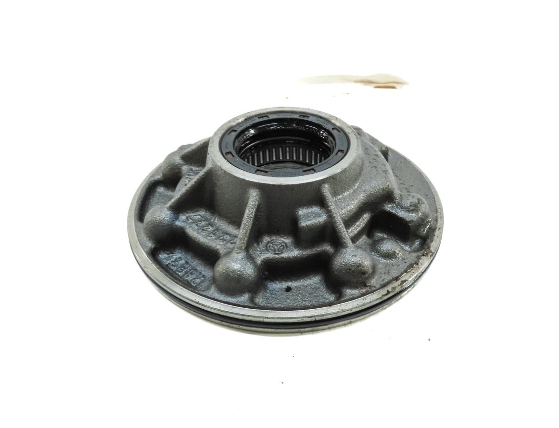 Thumbnail 4: 2013 MERCEDES E-CLASS COUPE (W207) 3.5L M276 ENGINE AUTO TRANSMISSION OIL PUMP