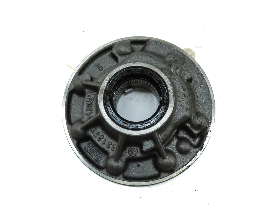 Thumbnail 5: 2013 MERCEDES E-CLASS COUPE (W207) 3.5L M276 ENGINE AUTO TRANSMISSION OIL PUMP