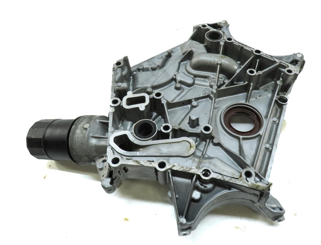 Thumbnail 4: 12-20 C E GLC GLE GLK ML S SLC CLS SLK (W204 W212 W166) 3.5L M276 TIMING COVER