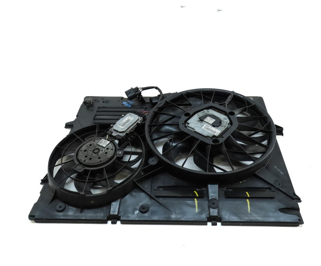 Thumbnail 4: 2009-2010 AUDI Q7 (4L) 3.0L TDI DIESEL ENGINE COOLING FAN ASSEMBLY w/ SHROUD