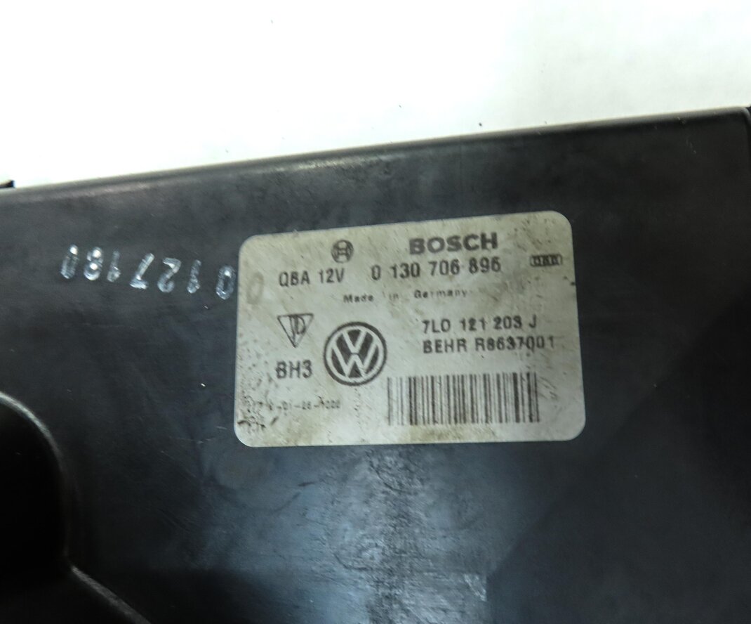 Thumbnail 8: 2009-2010 AUDI Q7 (4L) 3.0L TDI DIESEL ENGINE COOLING FAN ASSEMBLY w/ SHROUD