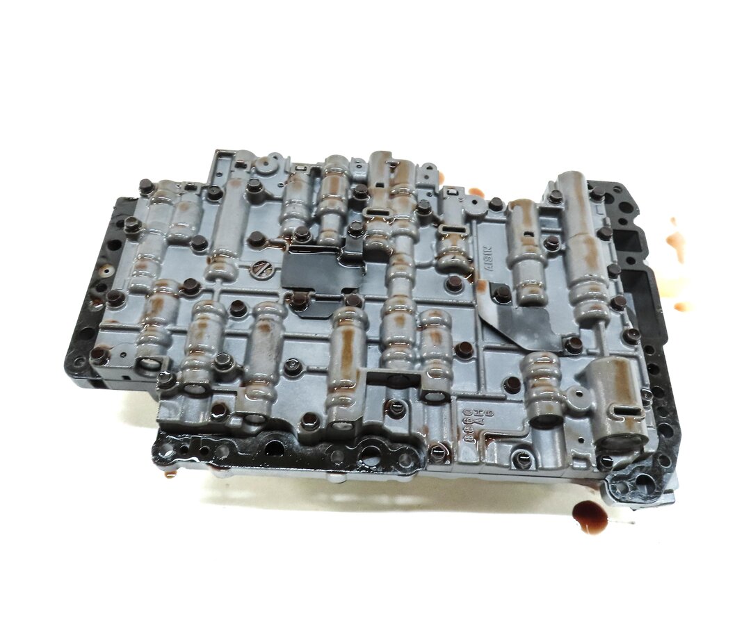 Thumbnail 11: 2009-2010 AUDI Q7 (4L) 3.0L TDI DIESEL A/T AUTO TRANSMISSION VALVE BODY