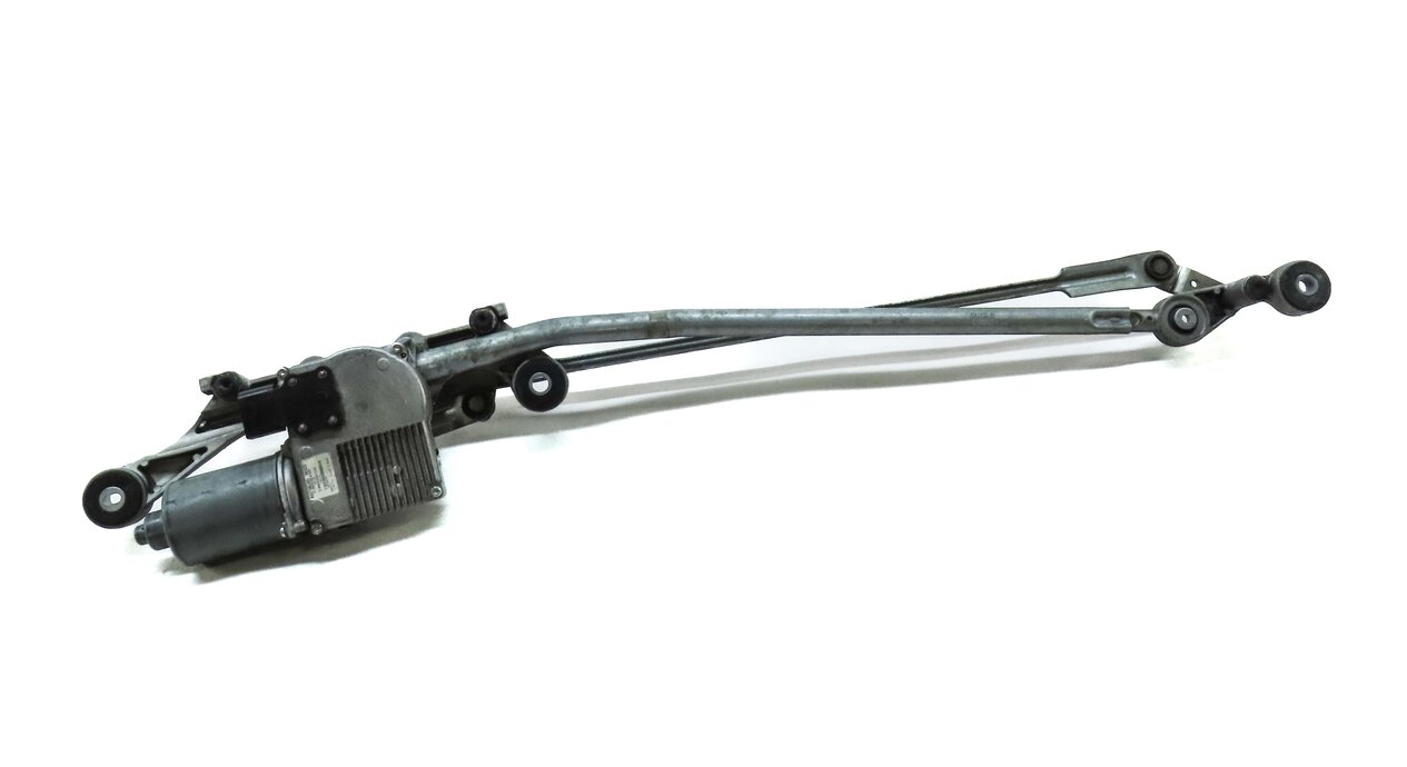 Thumbnail 1: 2007-2015 AUDI Q7 (4L) FRONT WINDSHIELD WIPER MOTOR w/ LINKAGE