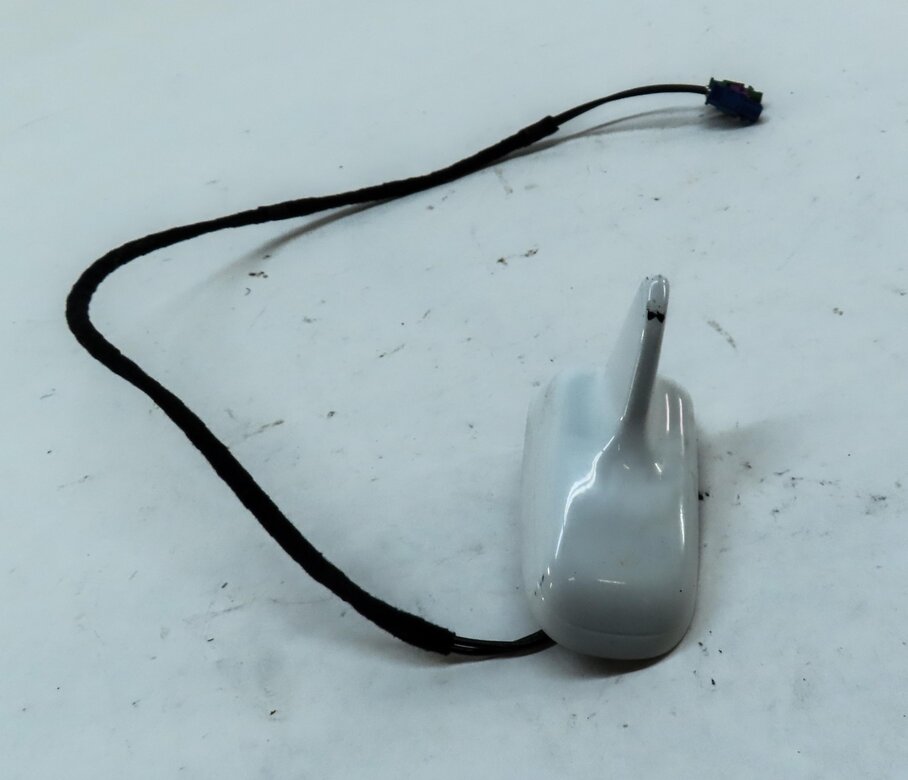 Thumbnail 2: 2010-2011 AUDI Q7 (4L) RADIO STEREO GPS NAVIGATION ANTENNA (IBIS WHITE T9)