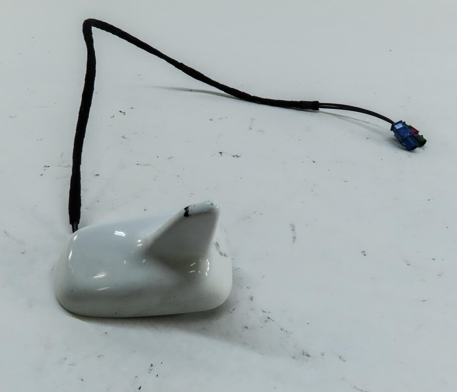 Thumbnail 3: 2010-2011 AUDI Q7 (4L) RADIO STEREO GPS NAVIGATION ANTENNA (IBIS WHITE T9)