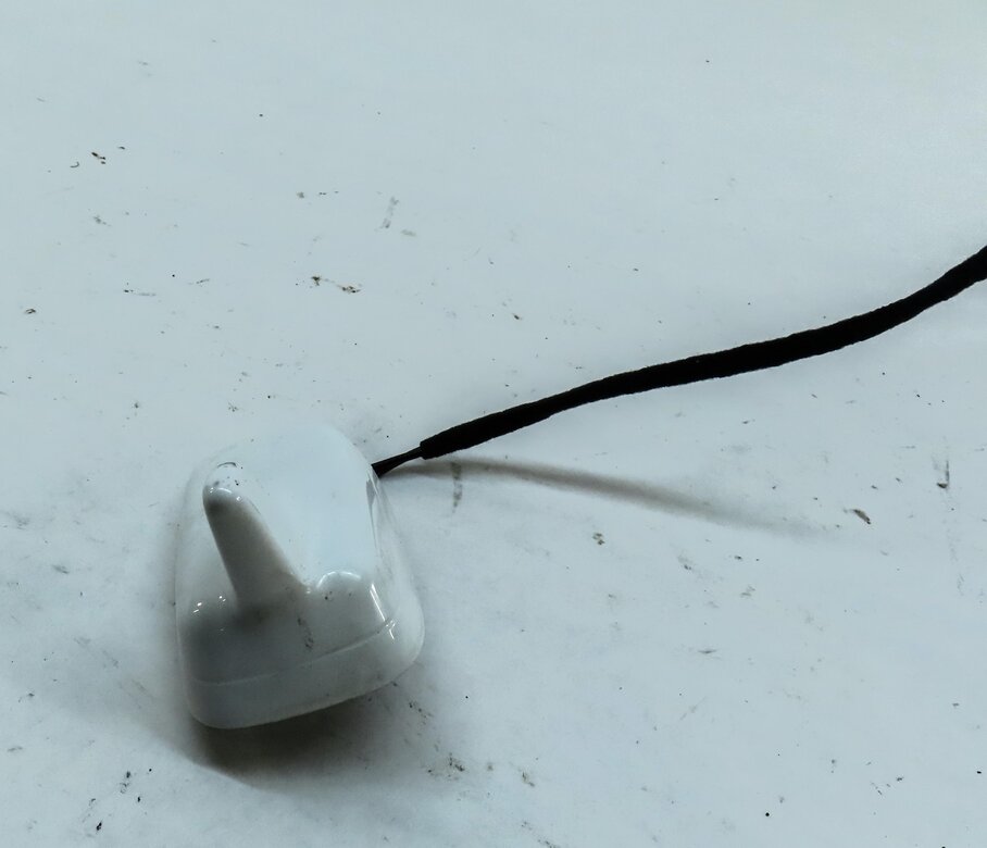 Thumbnail 4: 2010-2011 AUDI Q7 (4L) RADIO STEREO GPS NAVIGATION ANTENNA (IBIS WHITE T9)