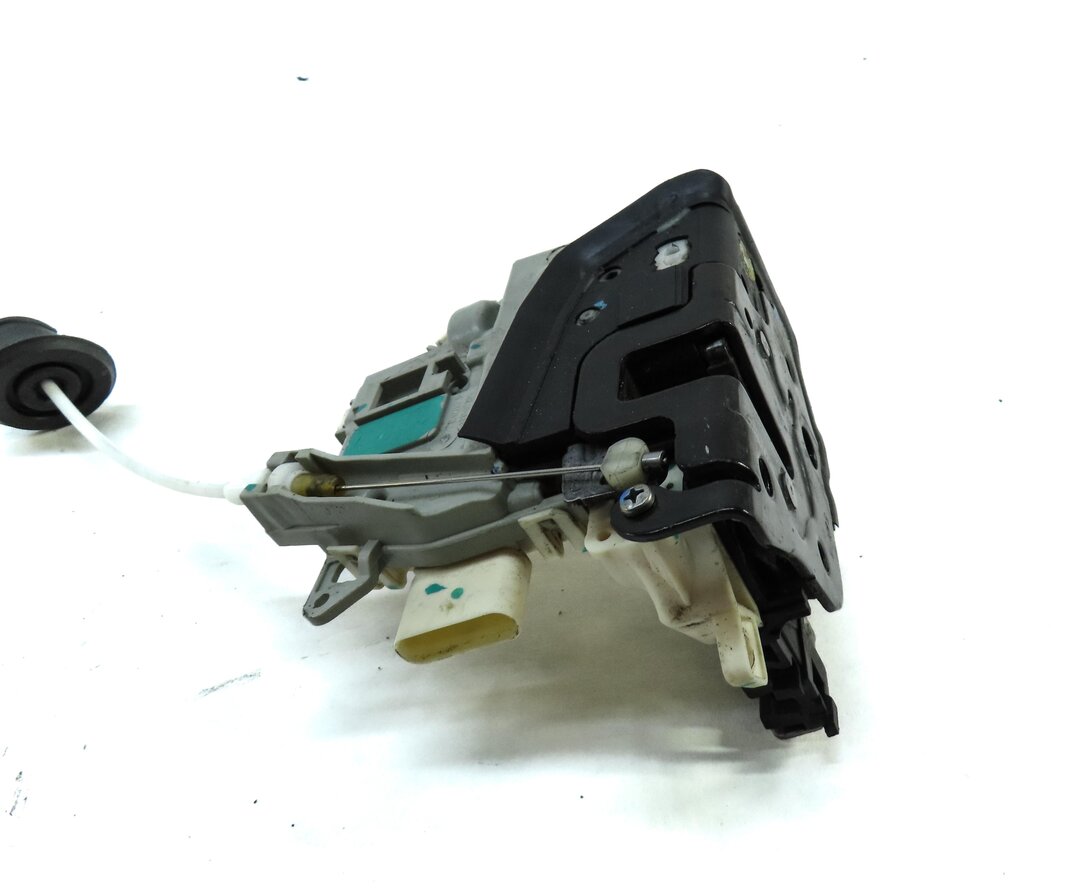 Thumbnail 5: 2010-2019 AUDI / PORSCHE A4 S4 A5 S5 A6 Q3 Q5 Q7 TT 911 - RIGHT FRONT DOOR LATCH
