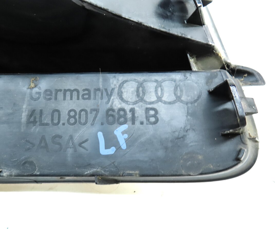 Thumbnail 5: 2010 AUDI Q7 (4L) FRONT LEFT DRIVER LOWER BUMPER AIR VENT GRILLE TRIM