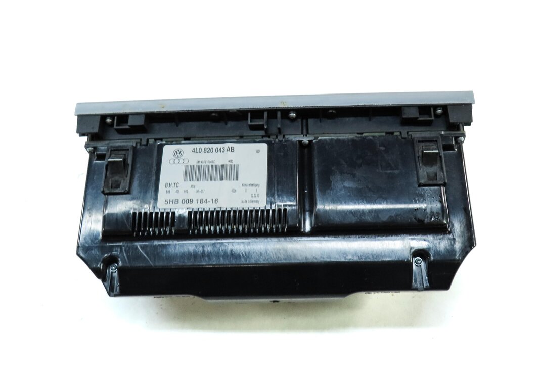 Thumbnail 6: 2010-2011 AUDI Q7 (4L) FRONT DASH HEATER A/C TEMPERATURE CLIMATE CONTROL PANEL