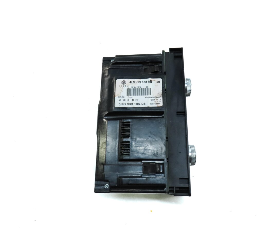 Thumbnail 6: 2010-2012 AUDI Q7 (4L) REAR HEATER A/C TEMPERATURE CONTROL PANEL w/ HEATED SEAT