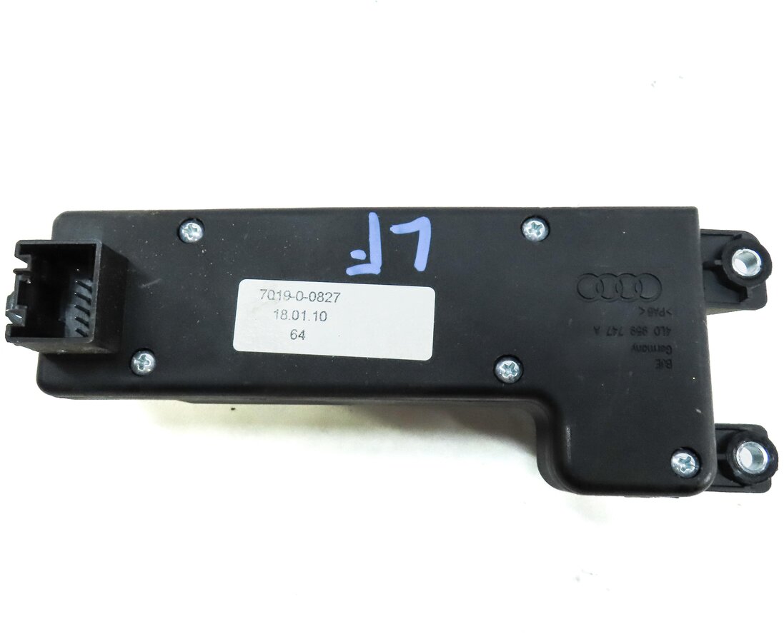 Thumbnail 7: 2010 AUDI Q7 (4L) FRONT LEFT DRIVER SEAT ADJUSTMENT SWITCH BUTTON